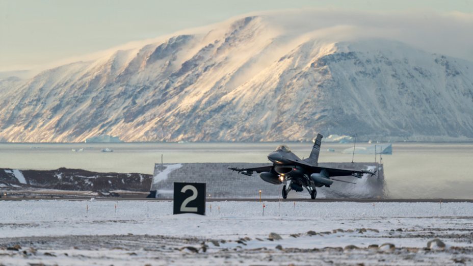 (c) wz94 - Shutterstock