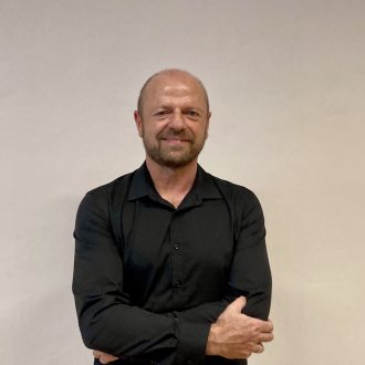 Bild zu:Moja energetsko samozadostna hiša: sanje ali resničnost? I Mein energieautarkes Zuhause: Wunschtraum oder Realität?