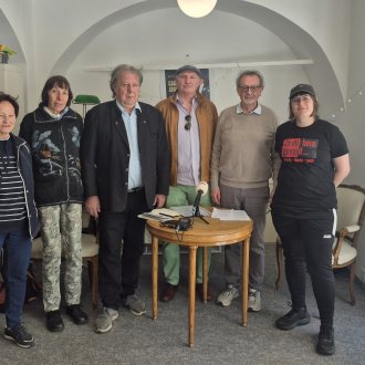 Bild zu:Koroška mirovna platforma stopa v javnost