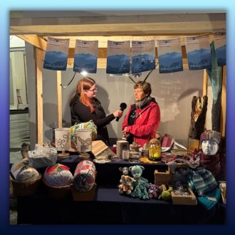 Studentin Ajla im Interview-Modus (c) Nika Skudnik