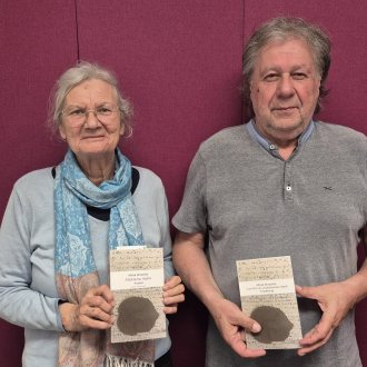 Bild zu:Steklena moka I Vom Rot im unverblümten Weiß