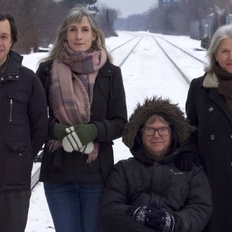Bild zu:Druga glasba: Stranger Still – We Might Not Tell Everybody This