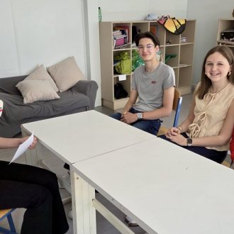 Bild zu:Kako vam lahko pomaga jezikovno potovanje