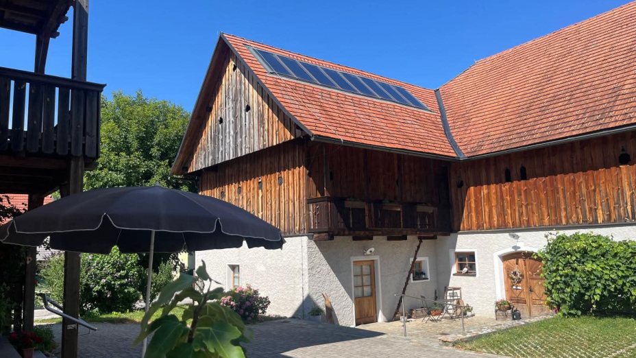 Hanzi Mikl in Rock am Bauernhof