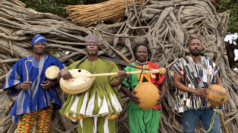 Druga glasba: King Ayisoba – Pure Confusion