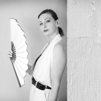 Erna Cross (c) E-CREATE