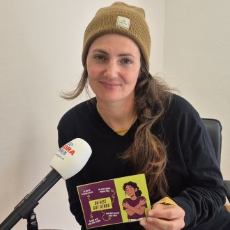 Bild zu:Od všečkov do digitalne samozavesti I Von Likes zum digitalen Selbstwert