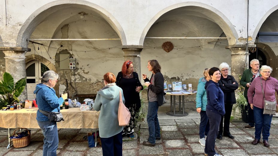 Nora jesenska izmenjava I Verrückter Herbst-Tauschmarkt