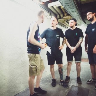 Gerald Kamper, Karl Haubenwallner und Marcel Gmasz von der Band All Your Sorrows im Interview mit Aaron Olsacher bei For Those About To Rock | Photo curtesy of Jörg Varga / RED in the SKY photography