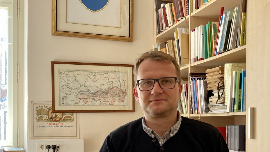 Dr. Danijel Grafenauer 