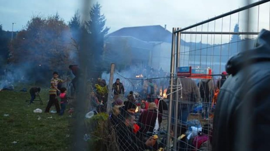 Stimmen aus dem Niemandsland - Grenzerfahrungen an der Balkanroute