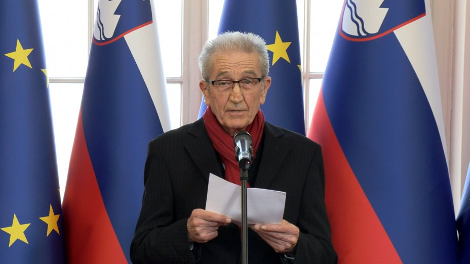 Florjan Lipuš prejme zlati red za zasluge RS I Florian Lipuš erhält den goldenen Verdienstorden der Republik Slowenien