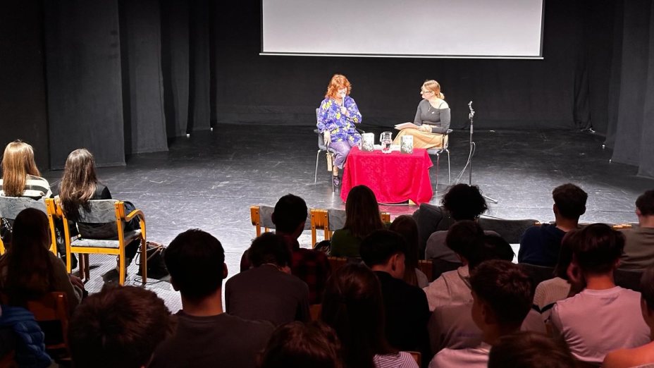 Koroške dijake je obiskala Mateja Gomboc