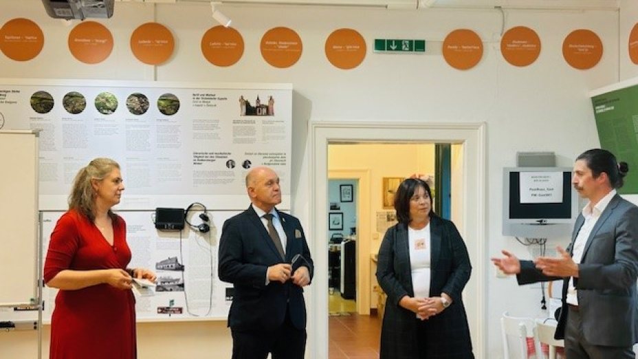 Sobotka na obisku I zu Besuch I v Pavlovi hiši I im Pavelhaus