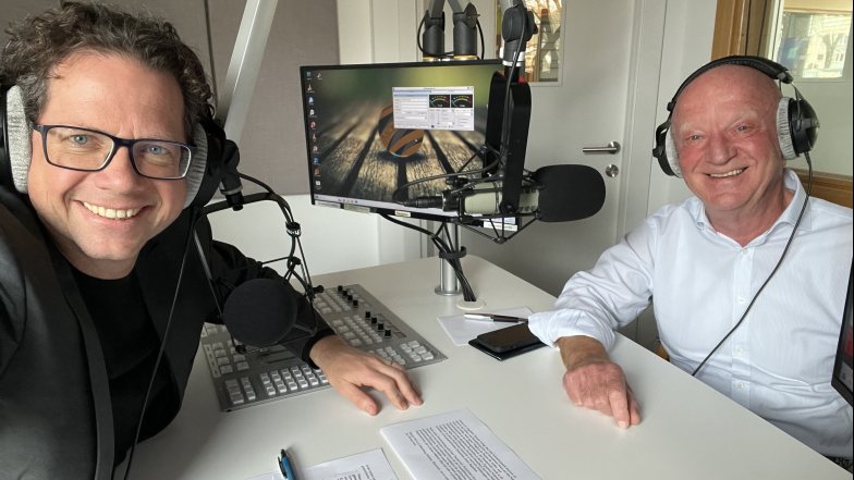 Bild zu: Willkommen in Schlanding, Engelbert Theisen!