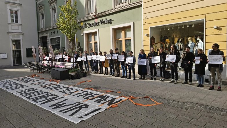 Bild zu: Pavlova hiša v bran kulturni demokraciji I Das Pavel-Haus im Einsatz für kulturelle Demokratie