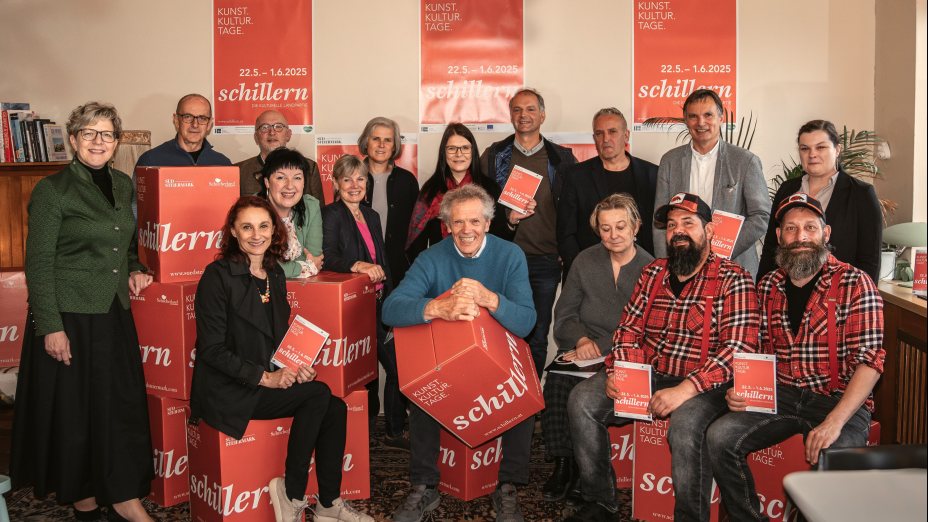 &copy; Mourice_Schunko