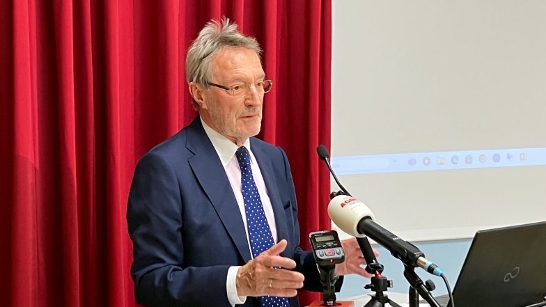 Bild zu: Nastanek in pomen člena 7 Avstrijske državne pogodbe