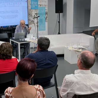 Bild zu:Slovenke in slovenci v diplomaciji drugih držav - zgodovinski oris in izbrane osebnosti