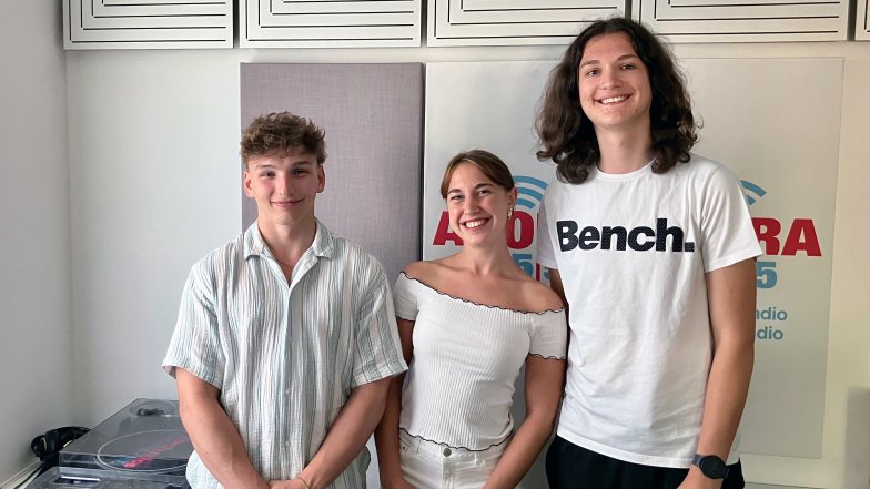 Bild zu: Absolventi Slovenske gimnazije Stefan Neuwersch, Dana Gregorič in Luka Lampichler
