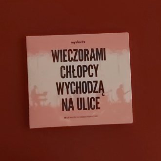 Bild zu:Myslovitz - Wieczorami chłopcy wychodzą na ulice. 25 lat Miłości w czasach popkultury (2024)