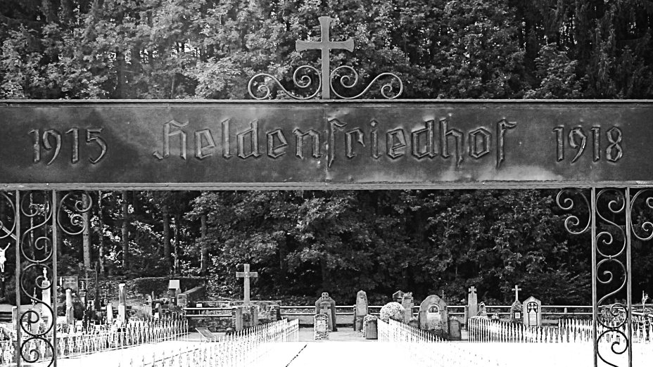 1915 Heldenfriedhof 1918