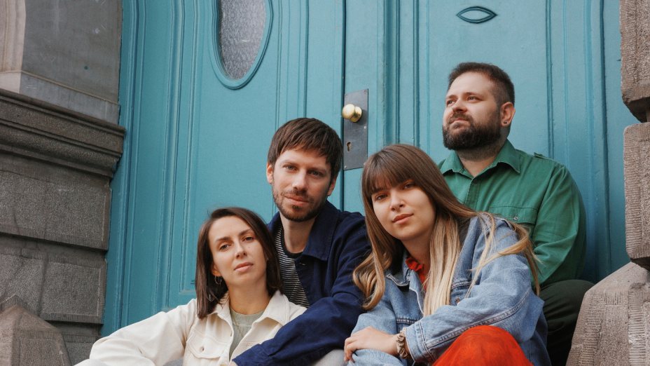 KOIKOI predstavljajo nov album I KOIKOI stellen ein neues Album vor