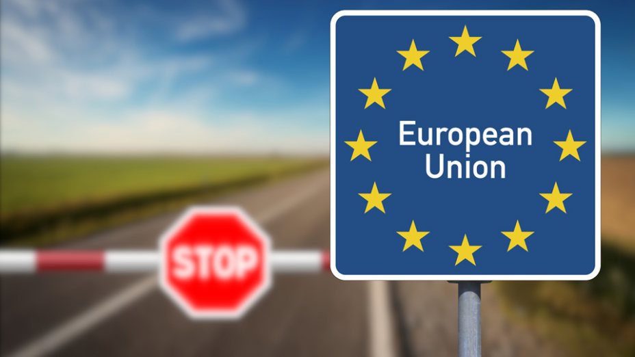 (c) Bartolomiej Pietrzyk - Shutterstock